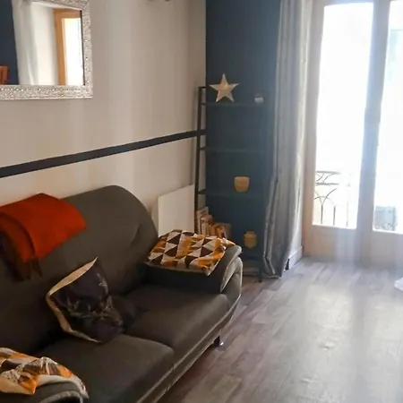 Apartment Center